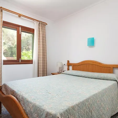 Amplia En Mallorca Con Jardin, 4 Y Zona Bbq Cerca Del Mar En Portocolom